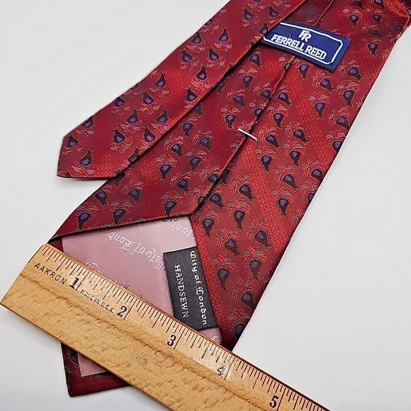 Ferrell Reed Silk Jacquard Necktie - Red with Stripe Pattern - Like New - Picture 2 of 4